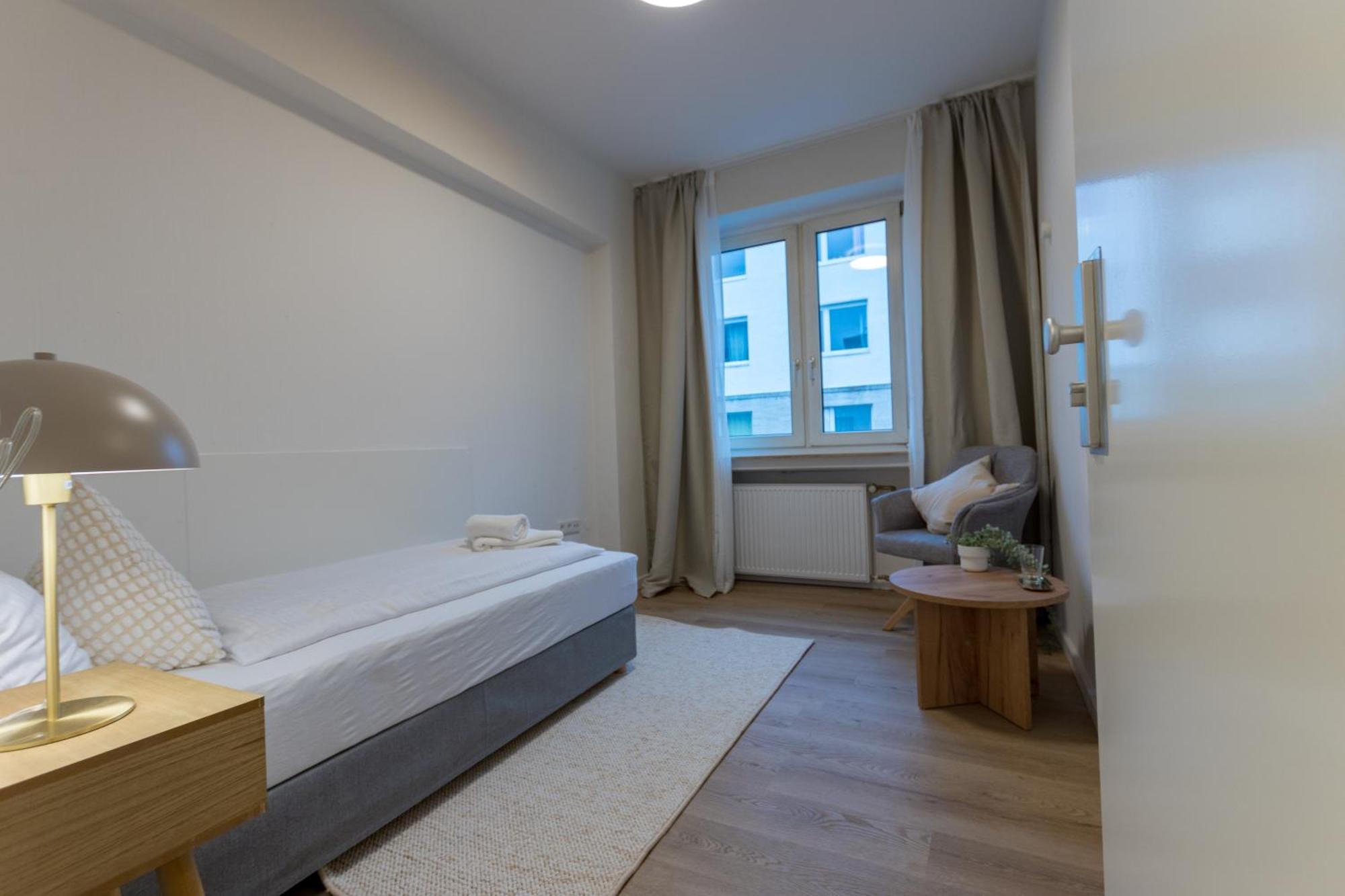 Hotel Doerenkamp Self-Check-In ดุสเซลดอร์ฟ ภายนอก รูปภาพ